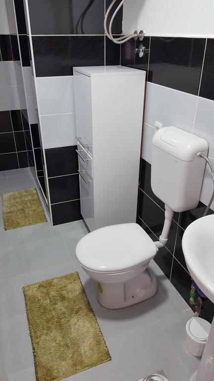 Central Apartment Nikšić エクステリア 写真